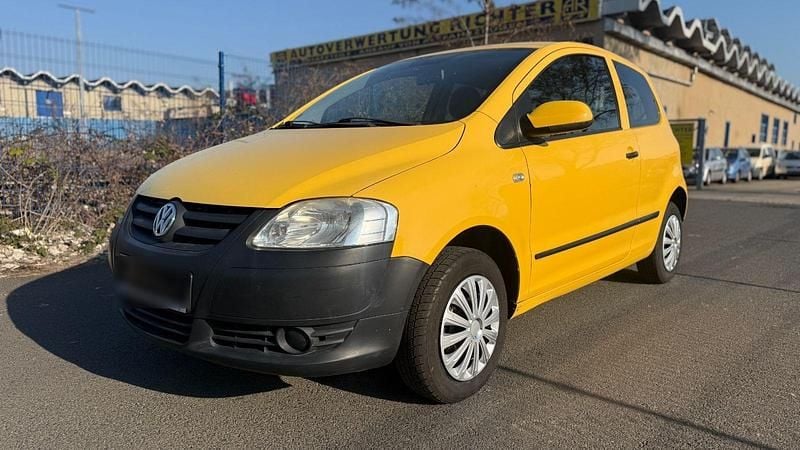 Gebraucht VW Fox 55 PS (40 kW) 2005 Gelb Kleinwagen