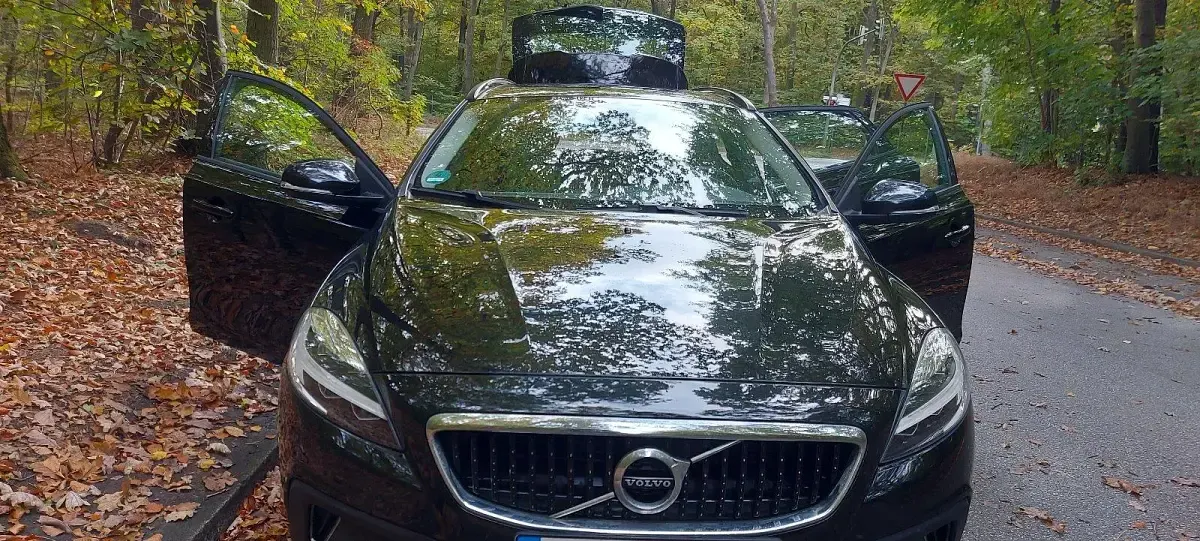 Gebraucht Volvo V40 CC 120 PS (88 kW) 2017 Schwarz Kombi