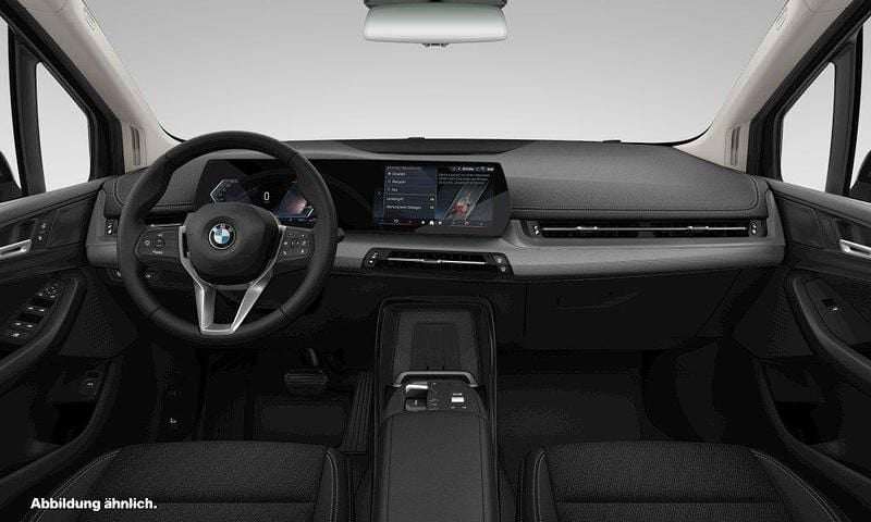 Neu BMW 218 136 PS (100 kW) 2026 Schwarz uni Van / Kleinbus