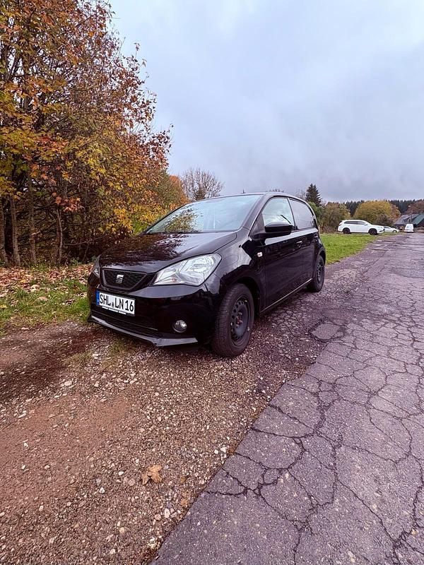 Schwarz Gebraucht 2015 Seat Mii Kleinwagen | 4.600 € (Guter Preis) - Bild 1/4