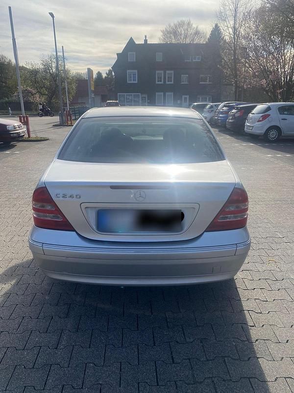 Gebraucht Mercedes C240 170 PS (125 kW) 2000 Silber Limousine