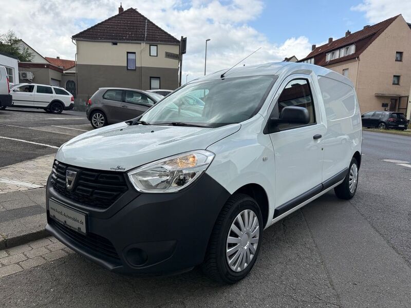 Weiß Gebraucht 2019 Dacia Dokker Essentiel Van | 5.900 € (Superpreis) - Bild 1/4