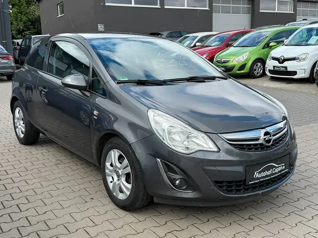 Używany Opel Corsa Satellite 87 KM (63 kW) 2011 Szary Hatchback