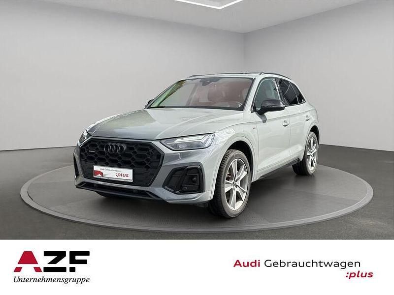 Grau Gebraucht 2022 Audi Q5 Comfort SUV | 43.890 € - Bild 1/4