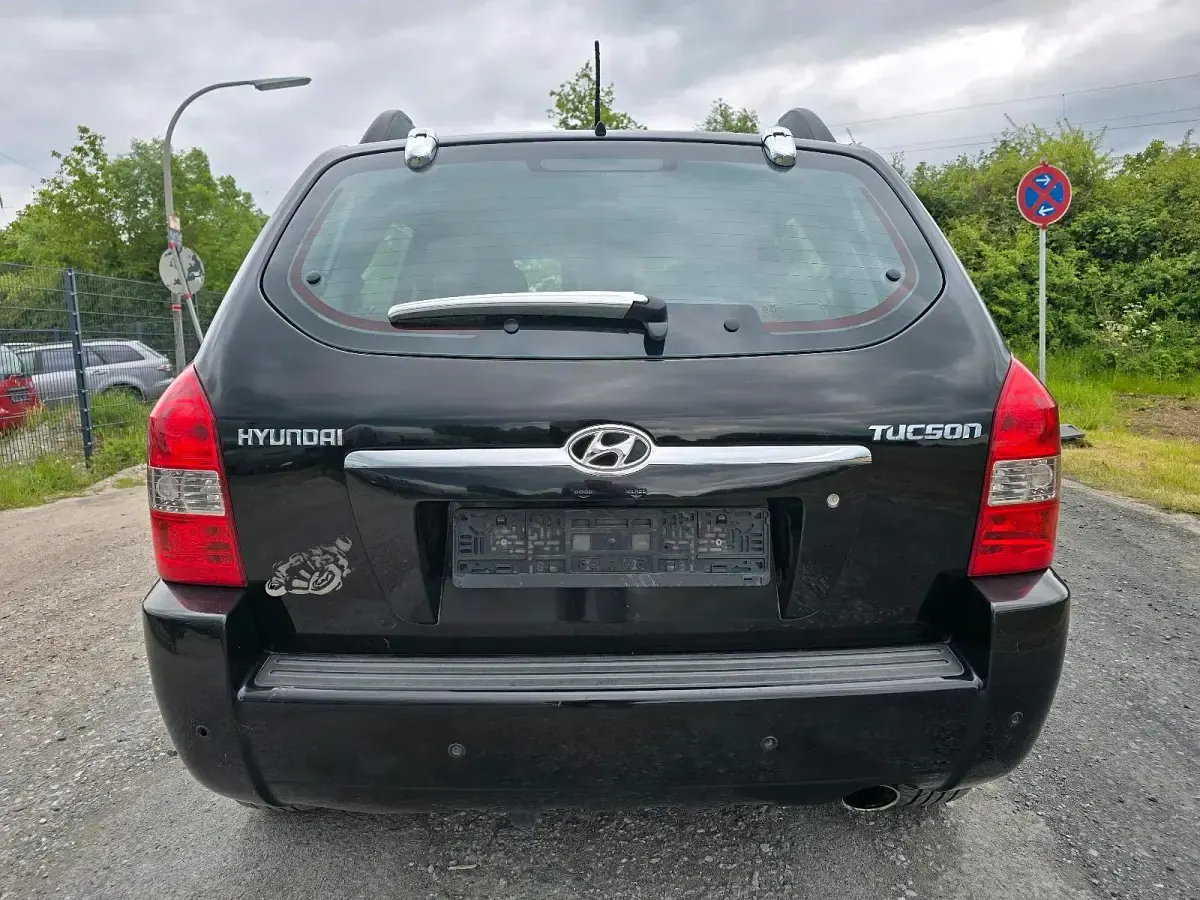 Gebraucht Hyundai Tucson 141 PS (103 kW) 2007 Schwarz SUV