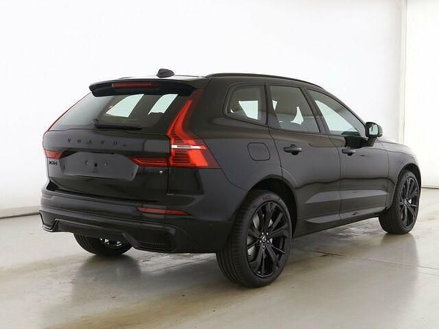 Gebraucht Volvo XC60 Plus 349 PS (256 kW) 2024 Onyx black / SUV