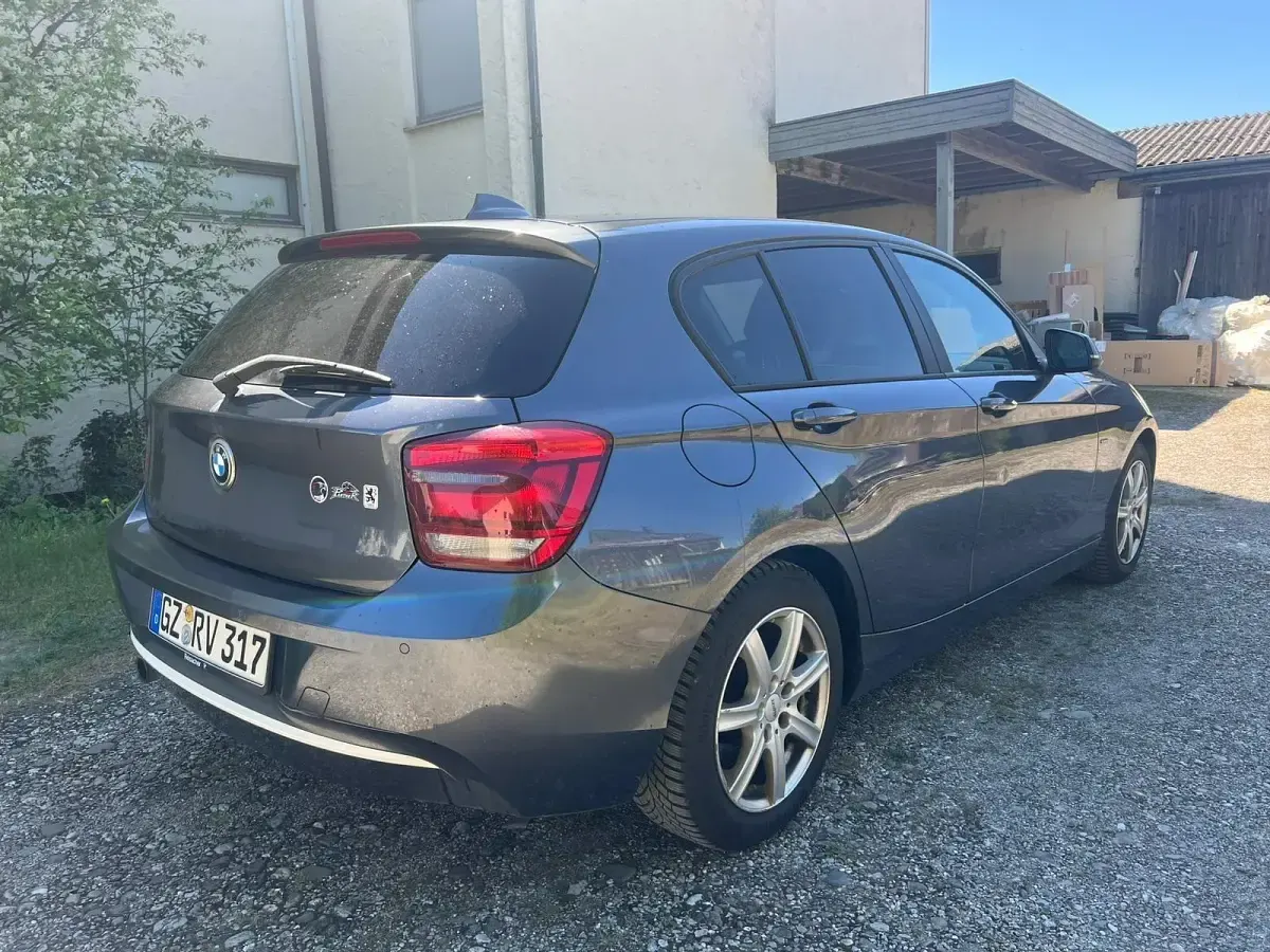 Używany BMW 118 170 KM (125 kW) 2012 Srebrny Hatchback