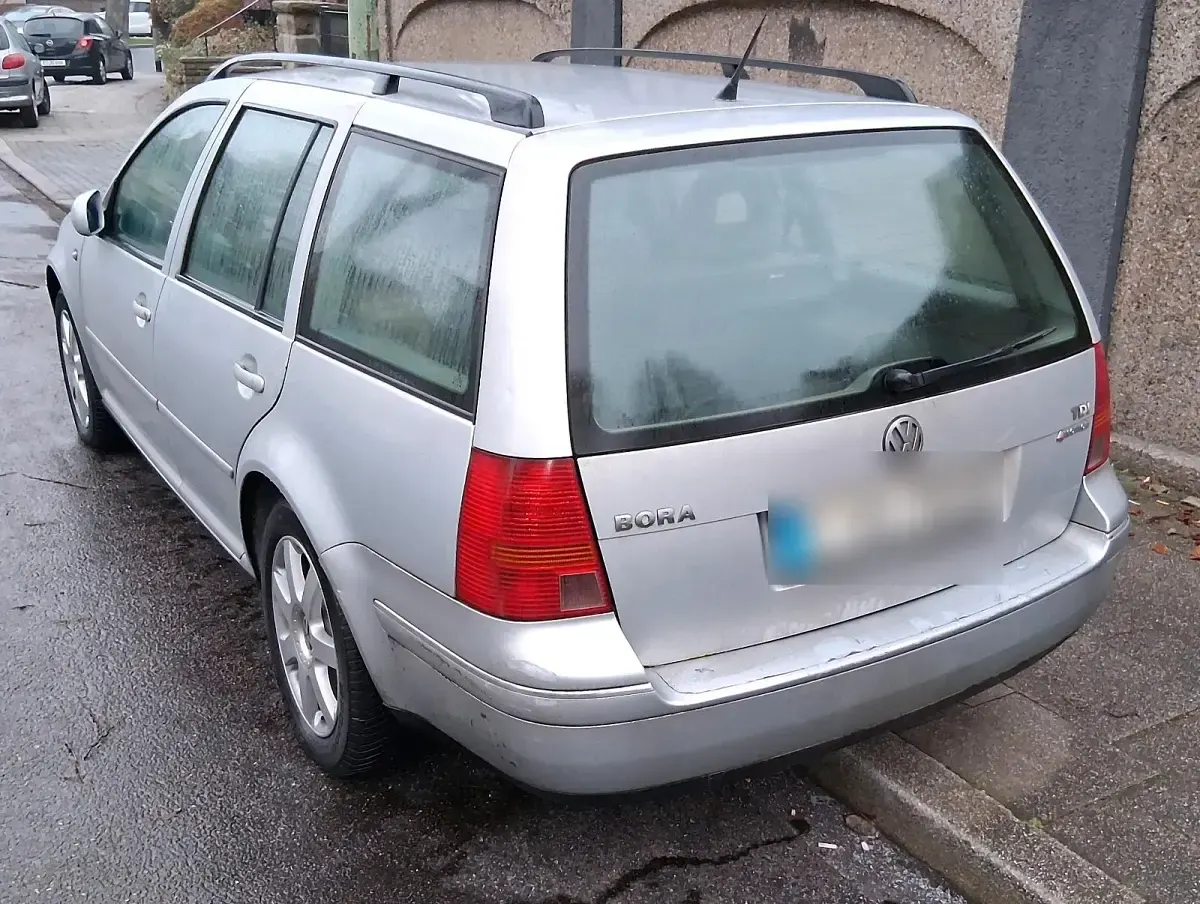 Gebraucht VW Bora 115 PS (84 kW) 1999 Silber Kombi