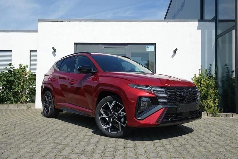 Ultimate red Neu 2025 Hyundai Tucson N Line SUV | 38.450 € (Fairer Preis) - Bild 1/4