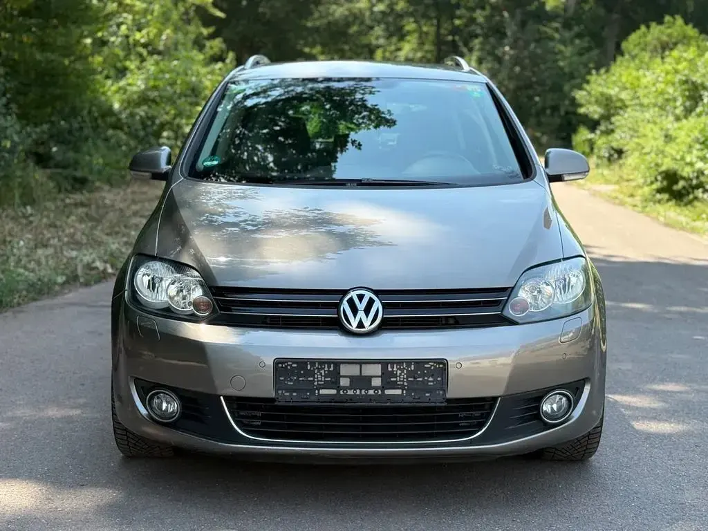 Gebraucht VW Golf Plus Highline 160 PS (117 kW) 2012 Braun Van / Kleinbus