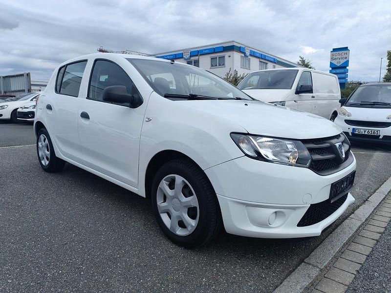 Gebraucht Dacia Sandero Ambiance 90 PS (66 kW) 2016 Weiß Kleinwagen