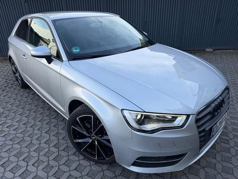 Usata Audi A3 Ambition 179 CV (131 kW) 2012 Argento Utilitaria