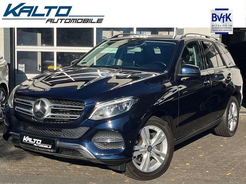 Blau Gebraucht 2017 Mercedes GLE250 SUV | 29.950 € (Guter Preis) - Bild 1/4