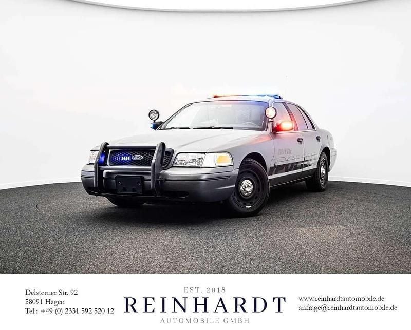 Second-hand Ford Crown 250 CP (183 kW) 2002 Gri Berlinǎ