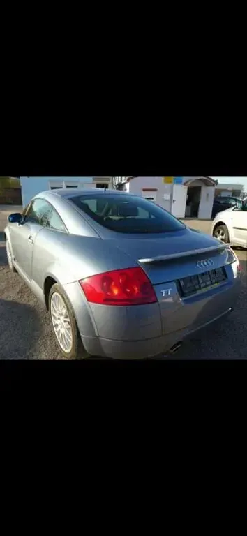 Używany Audi TT Sport 163 KM (119 kW) 2003 Niebieski Coupe