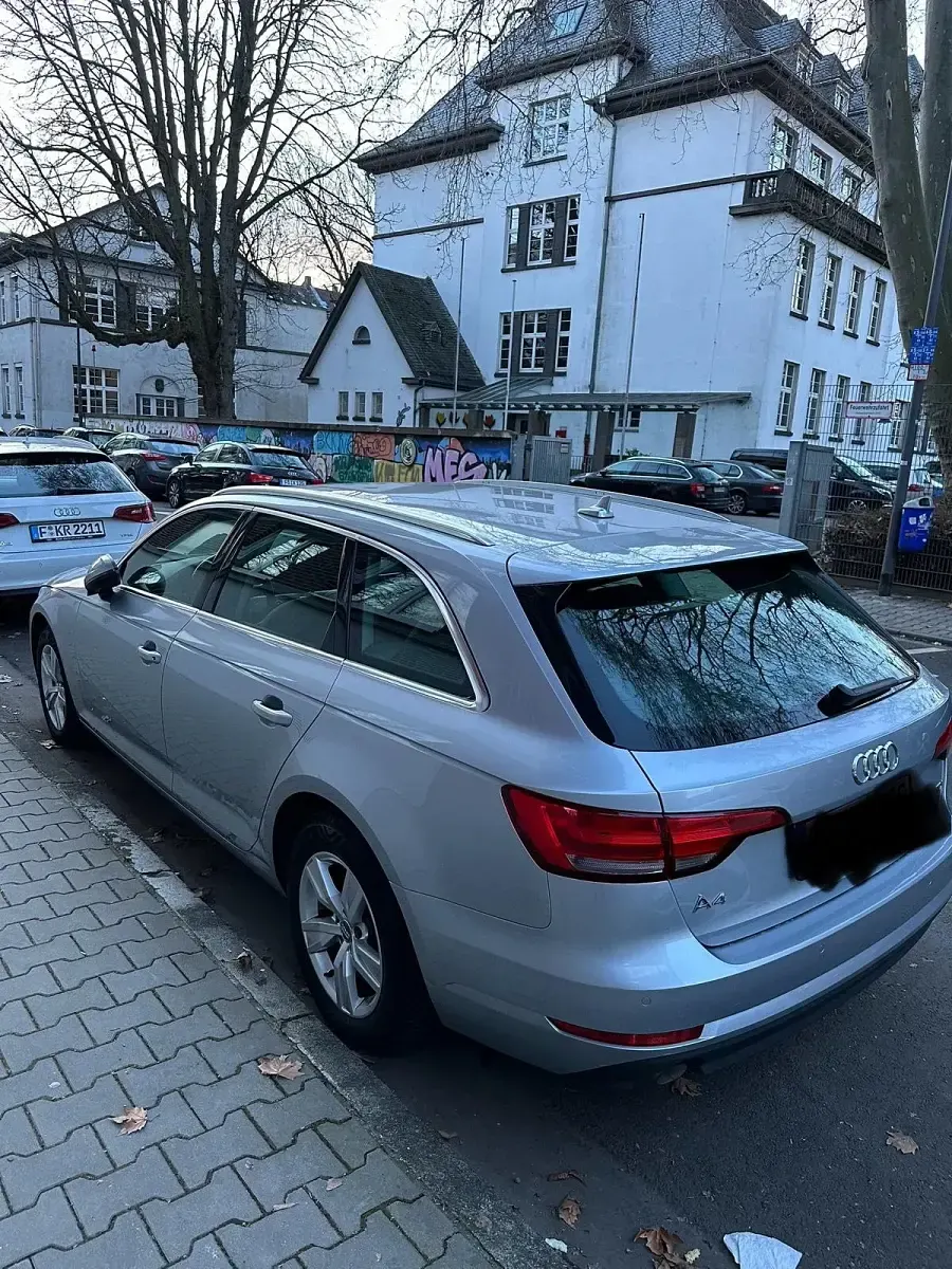 Gebraucht Audi A4 Sport 190 PS (139 kW) 2017 Silber Kombi