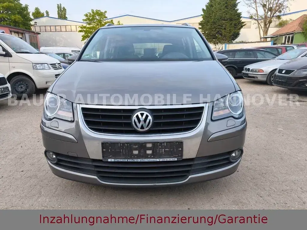 Gebraucht VW Touran 140 PS (102 kW) 2010 Grau Van / Kleinbus