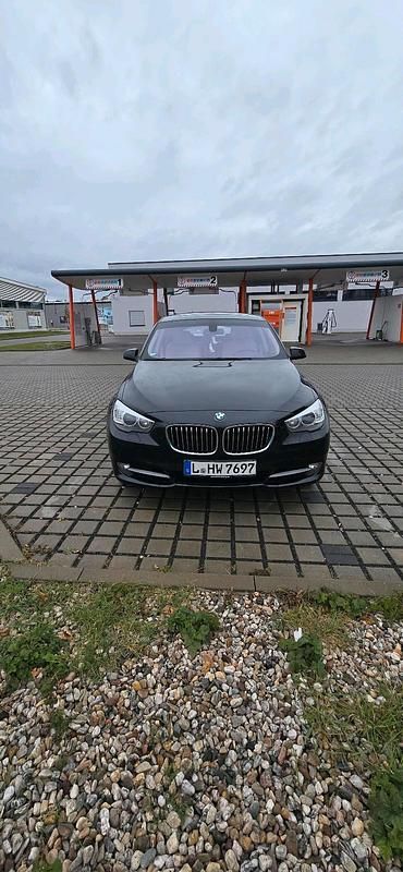 Schwarz Gebraucht 2009 BMW 530 Gran Turismo Limousine | 9.999 € (Fairer Preis) - Bild 1/4