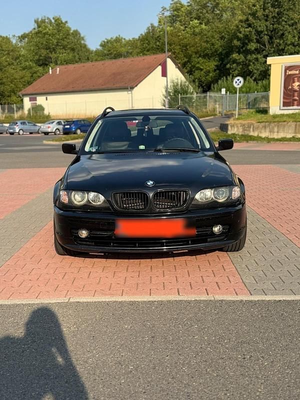 Gebraucht BMW 320 M Sport 150 PS (110 kW) 2002 Schwarz Kombi