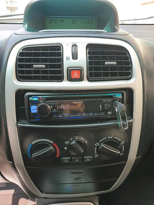 Gebraucht Mitsubishi Space Star 98 PS (72 kW) 2004 Grau Van / Kleinbus