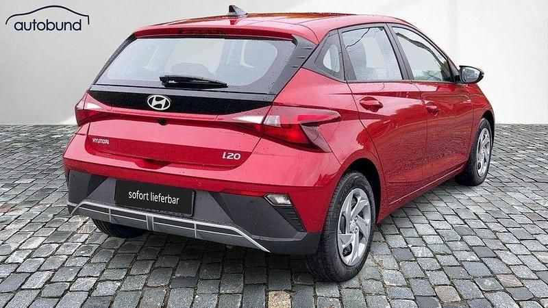 Neu Hyundai i20 Comfort 79 PS (58 kW) 2025 Rot Kleinwagen