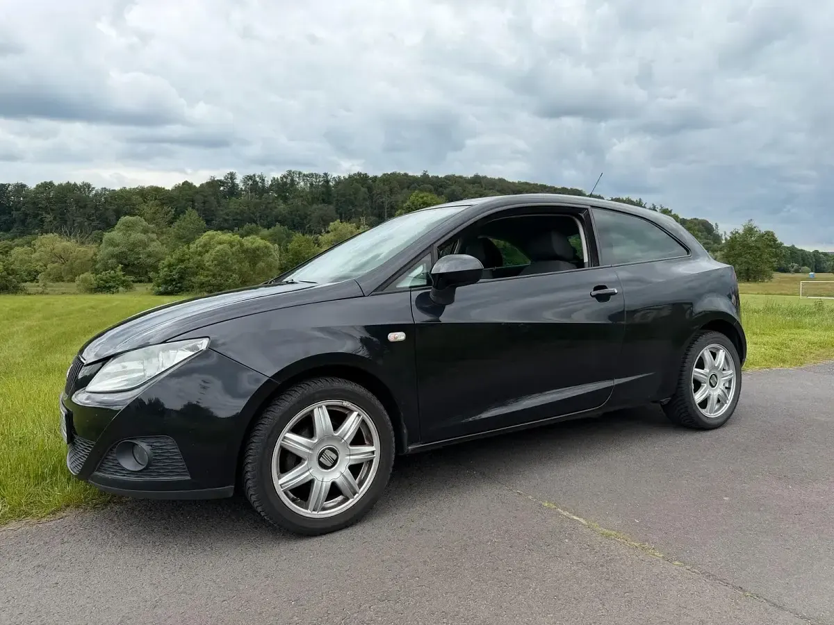 Gebraucht Seat Ibiza 85 PS (62 kW) 2011 Schwarz Kleinwagen