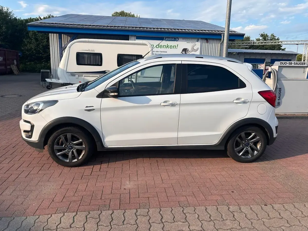 Gebraucht Ford Ka Plus Active 86 PS (63 kW) 2019 Weiß Kleinwagen