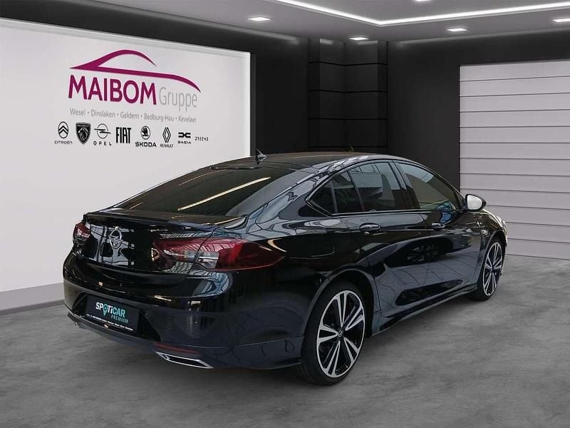 Gebraucht Opel Insignia Ultimate 174 PS (127 kW) 2021 Diamant schwarz/karbon schwarz Limousine