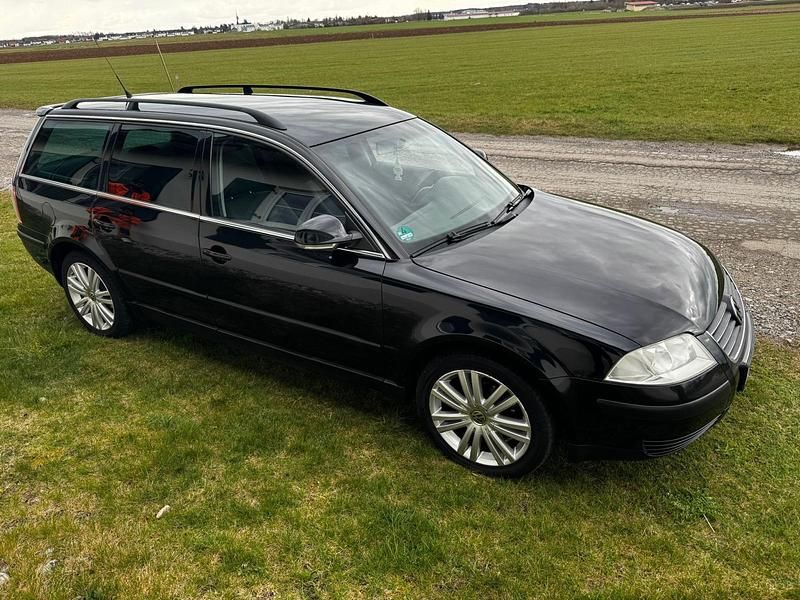 Gebraucht VW Passat 101 PS (74 kW) 2004 Schwarz Kombi