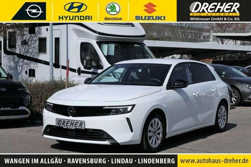 Jade weiß Gebraucht 2024 Opel Astra Enjoy Limousine | 19.980 € (Superpreis) - Bild 1/3
