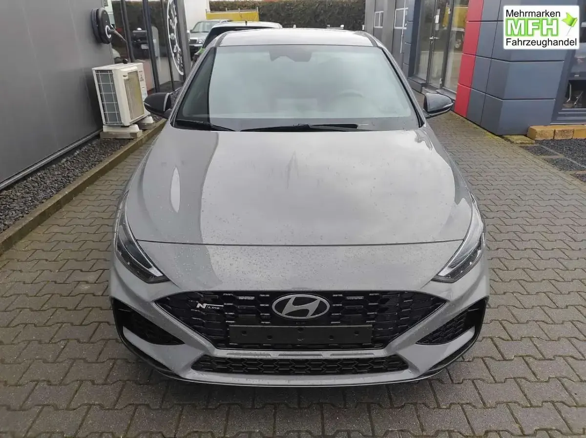 Neu Hyundai i30 N Line 150 PS (110 kW) 2026 Shadow grey Limousine