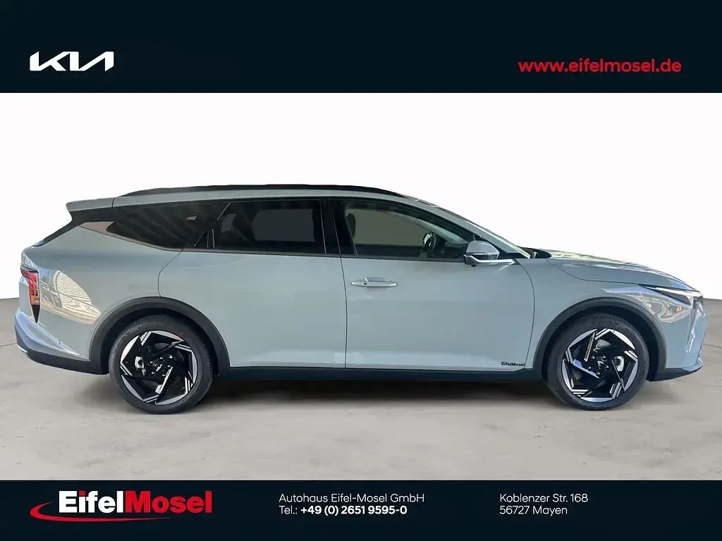 Neu Kia K4 Spirit 150 PS (110 kW) 2026 Grau Kombi