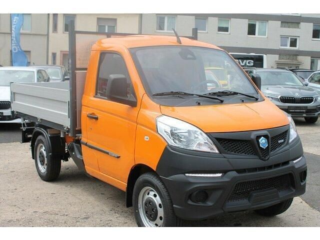 Neu Piaggio Porter 106 PS (77 kW) 2025 Orange SUV