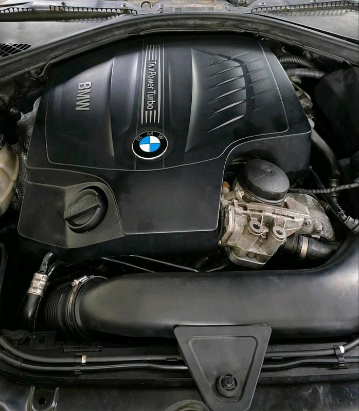 Second-hand BMW 335 306 CP (225 kW) 2014 Negru Berlinǎ