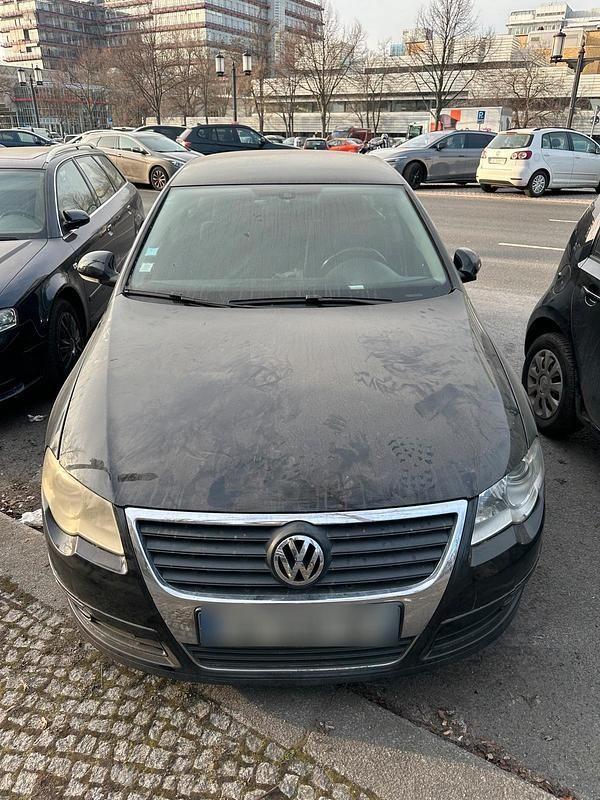 Gebraucht VW Passat 2004 Schwarz Limousine