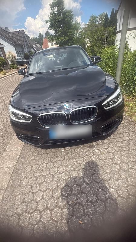 Gebraucht BMW 120 184 PS (135 kW) 2018 Schwarz Kleinwagen