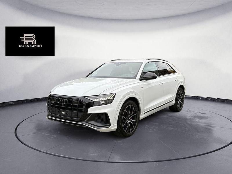 Weiß Gebraucht 2022 Audi Q8 S-Line SUV | 51.990 € (Superpreis) - Bild 1/4