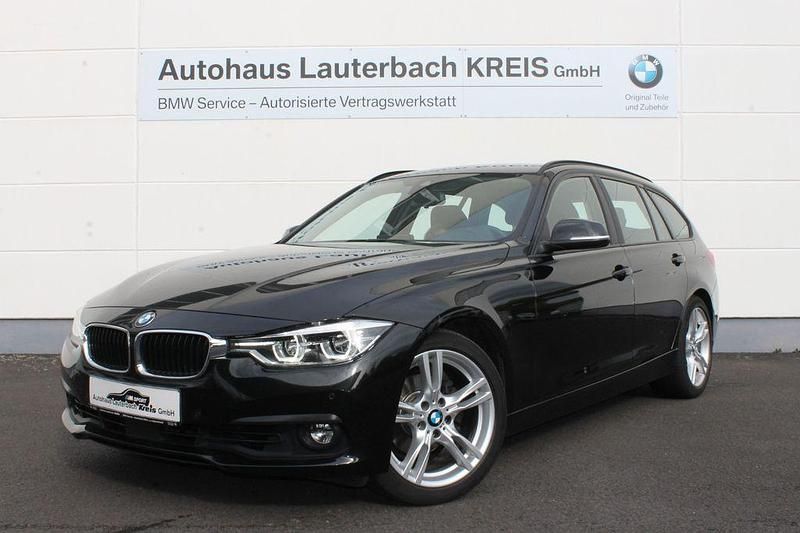 Schwarz Gebraucht 2019 BMW 320 M Sport Limousine | 21.850 € (Superpreis) - Bild 1/4