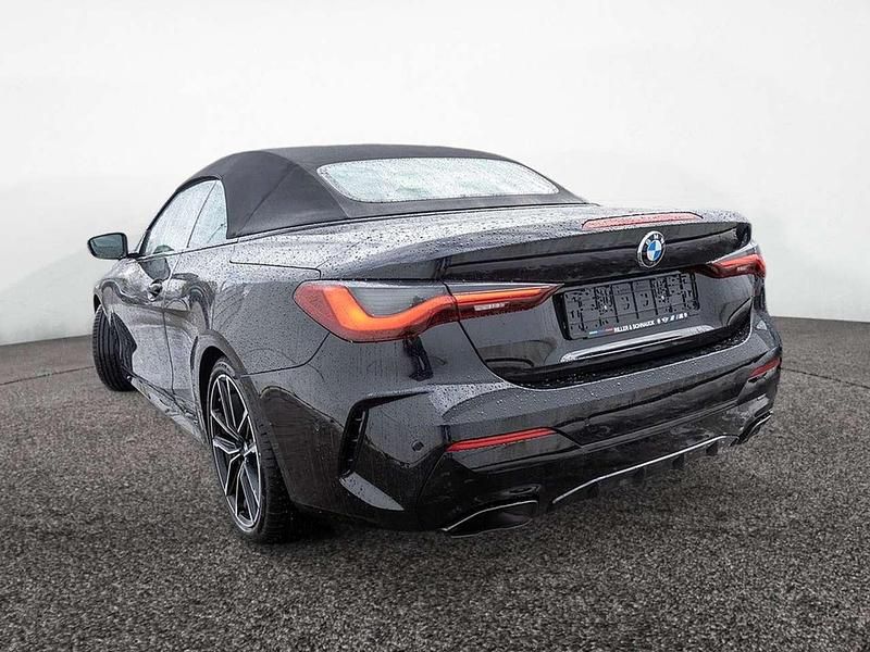 Gebraucht BMW 440 374 PS (275 kW) 2022 Saphirschwarz Cabrio