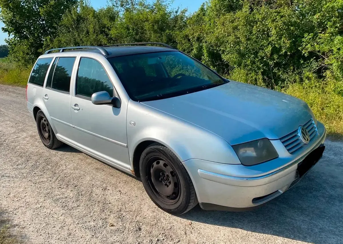 Gebraucht VW Bora 105 PS (77 kW) 2002 Grau Kombi