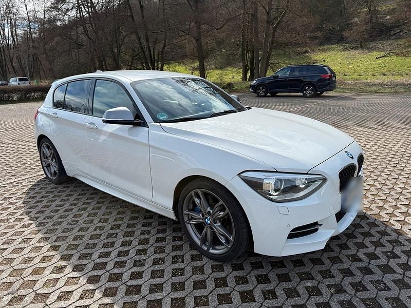 Gebraucht BMW M135 Advantage 320 PS (235 kW) 2013 Weiß Kleinwagen
