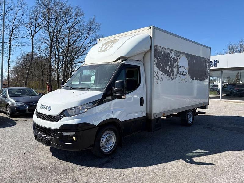 Second-hand Iveco Daily 2017 Alb Monovolum
