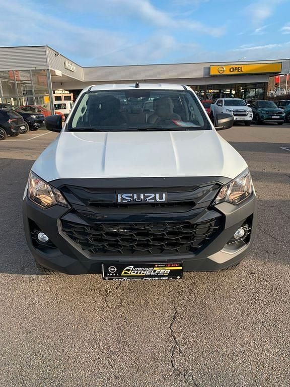 Neu Isuzu D-Max 163 PS (119 kW) 2026 Weiß Pickup