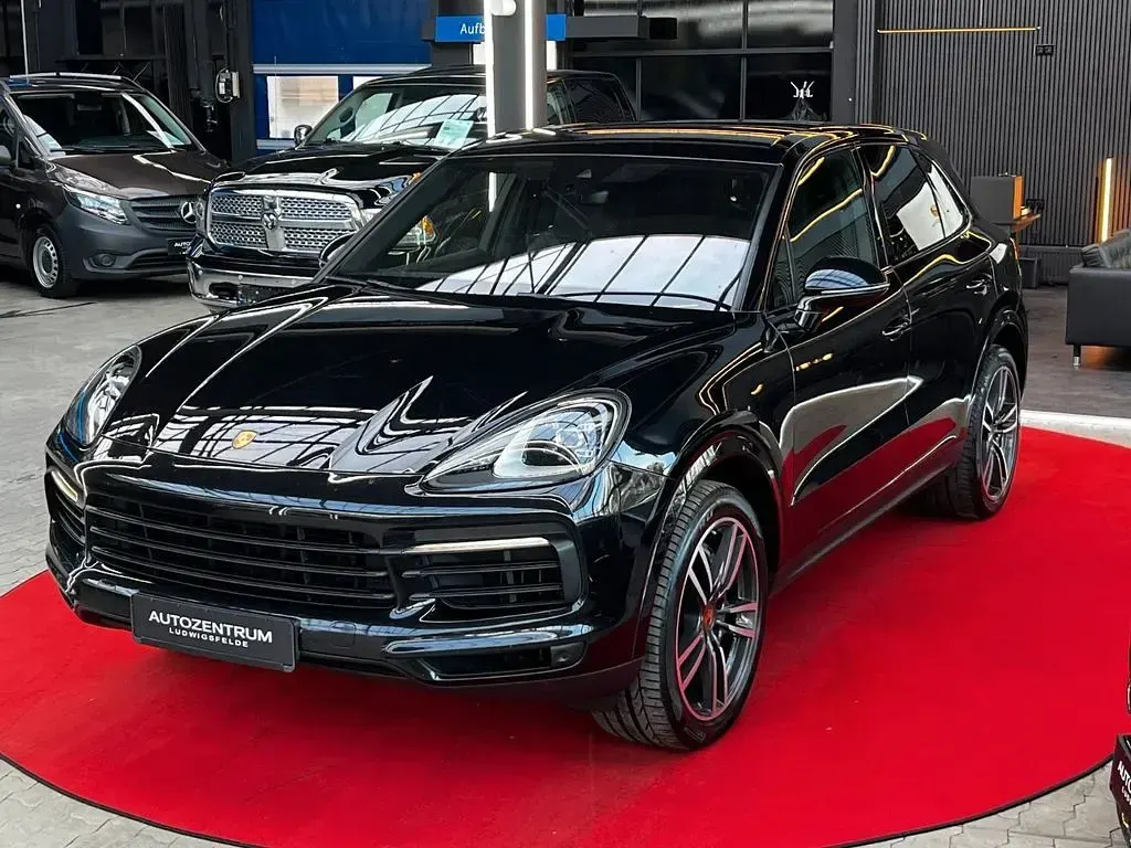Gebraucht Porsche Cayenne 441 PS (324 kW) 2019 Schwarz SUV