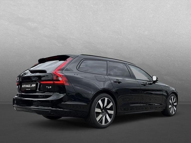 Gebraucht Volvo V90 398 PS (292 kW) 2025 Schwarz Kombi