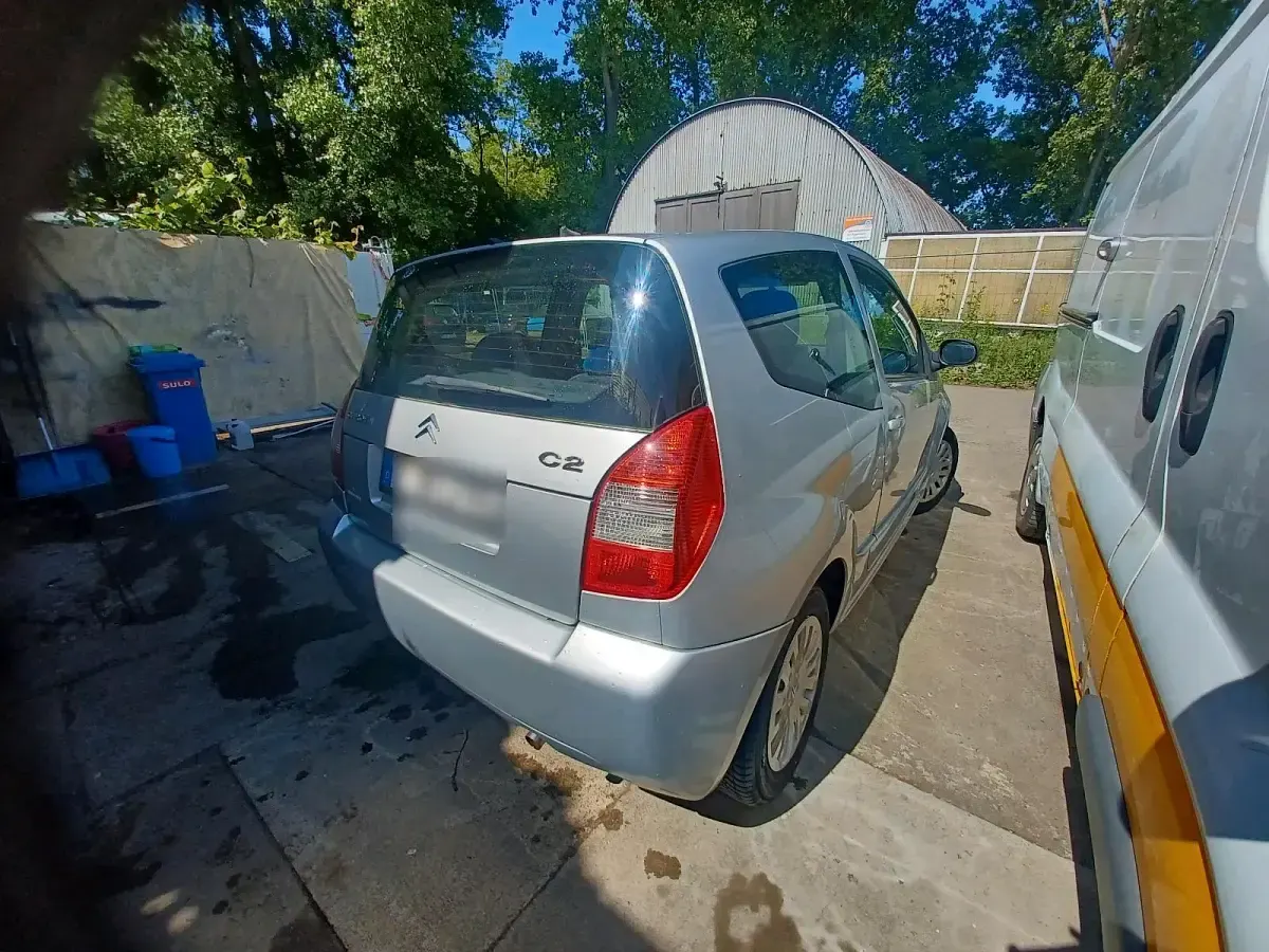 Gebraucht Citroën C2 73 PS (53 kW) 2007 Silber Kleinwagen