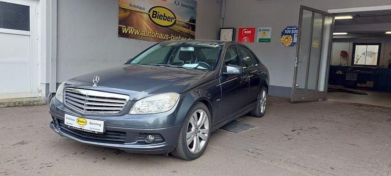 Grau Gebraucht 2009 Mercedes C180 Limousine | 7.800 € (Fairer Preis) - Bild 1/4