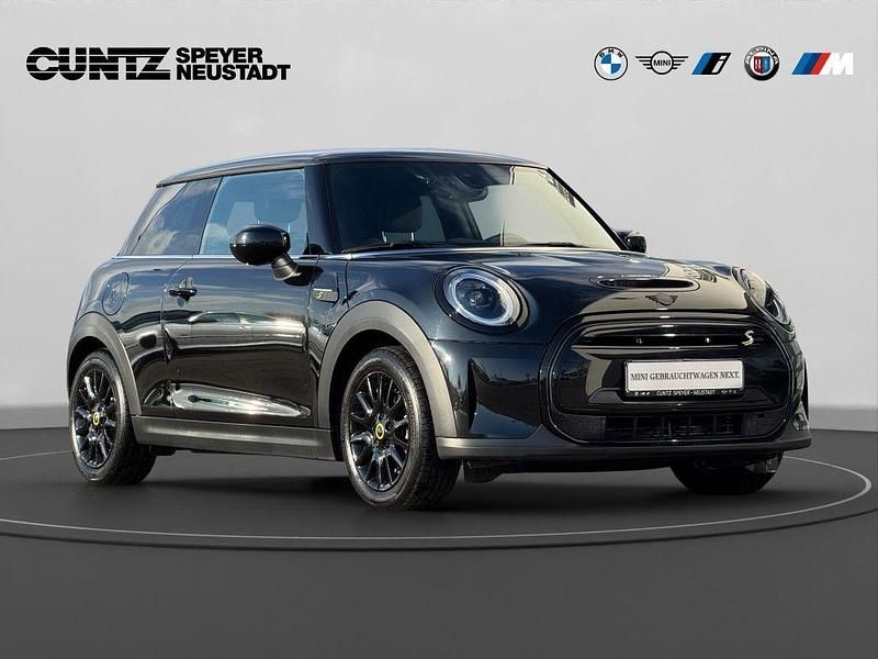 Gebraucht Mini Cooper SE Hatch 135 kW (184 PS) 2022 Midnight black Kleinwagen