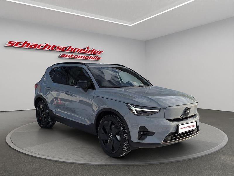 Neu Volvo EX40 Plus 185 kW (252 PS) 2026 Grau SUV