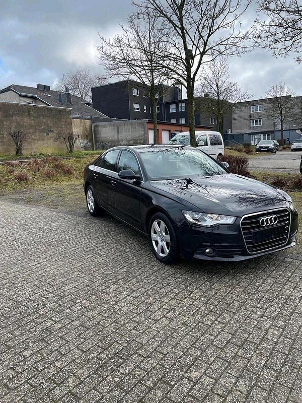 Gebraucht Audi A6 163 PS (119 kW) 2011 Schwarz Limousine